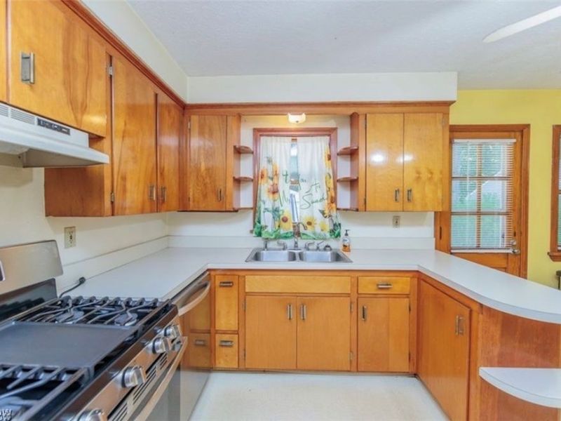 4521 Emerson Road, South Euclid, OH 44121 Photo 14