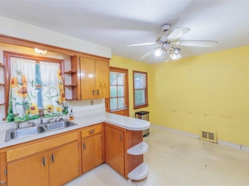 4521 Emerson Road, South Euclid, OH 44121 Photo 15