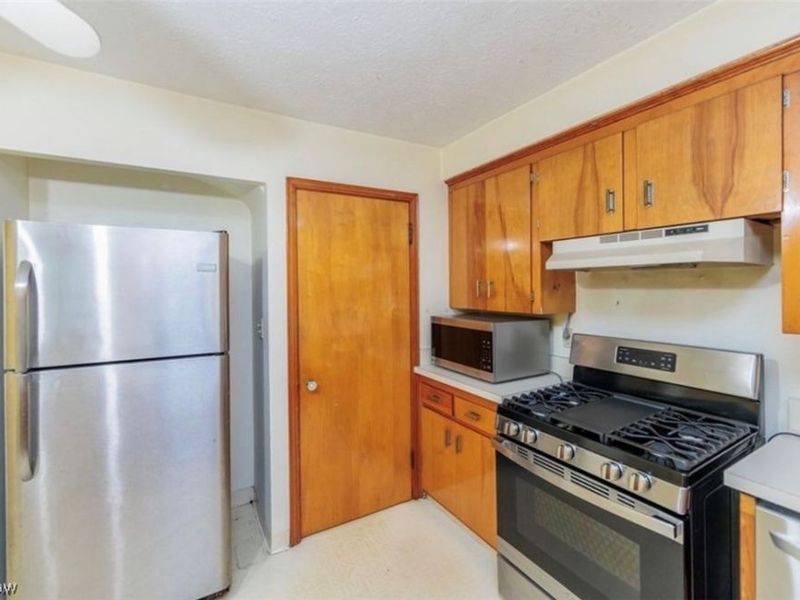 4521 Emerson Road, South Euclid, OH 44121 Photo 16