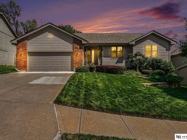 11913 N 158th Street, Bennington, NE 68007