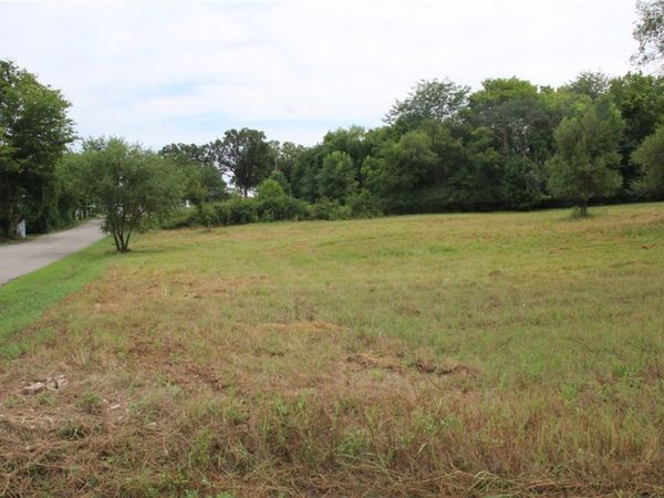 Lot 12 4th Street , Yellville, AR 72687