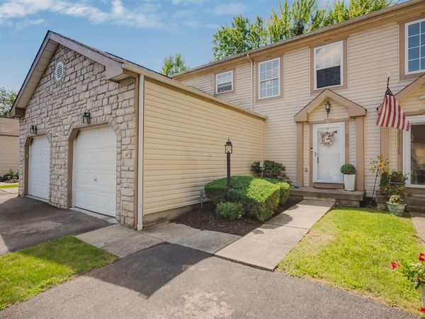 970 Sara Court , Pataskala, OH 43062