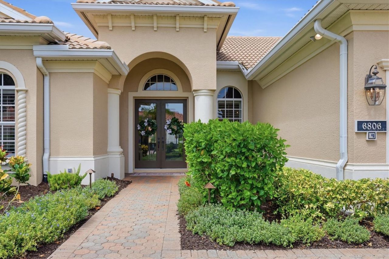6806 Dominion Lane, Lakewood Ranch, FL 34202 Photo