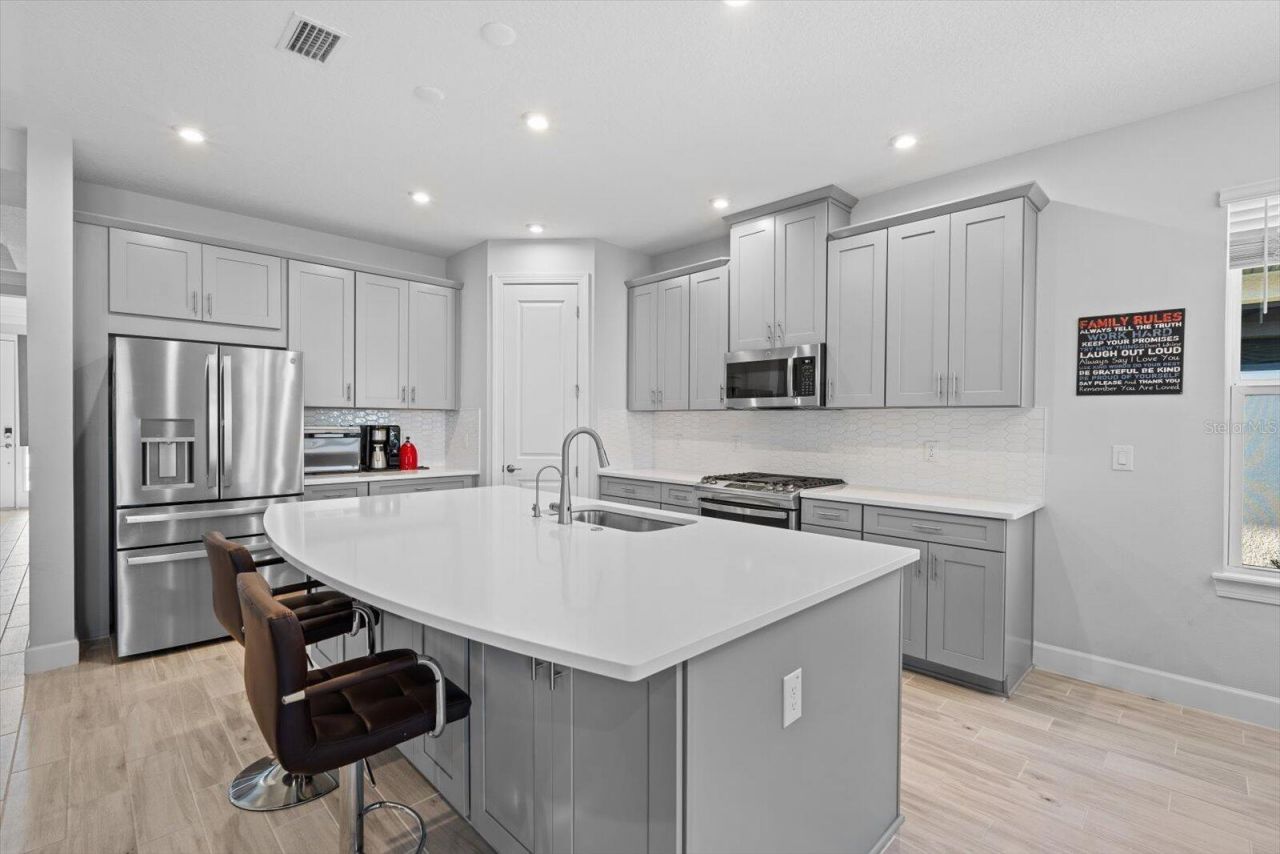 4512 Crestpoint Way, Palmetto, FL 34221 Photo