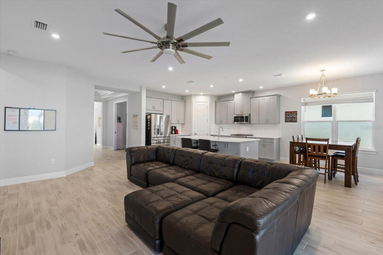 4512 Crestpoint Way, Palmetto, FL 34221 Photo