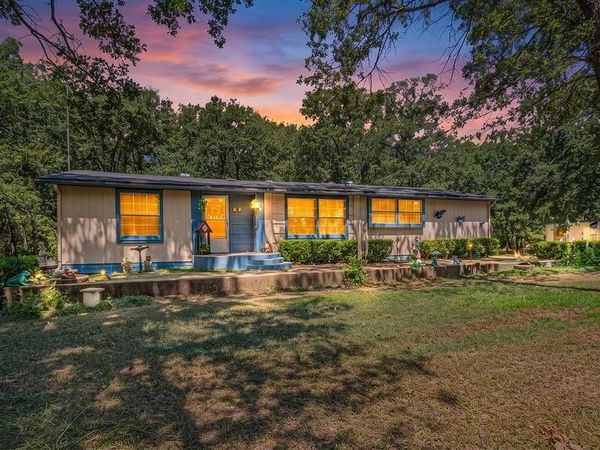 6264 State Highway 276 , Point, TX 75472