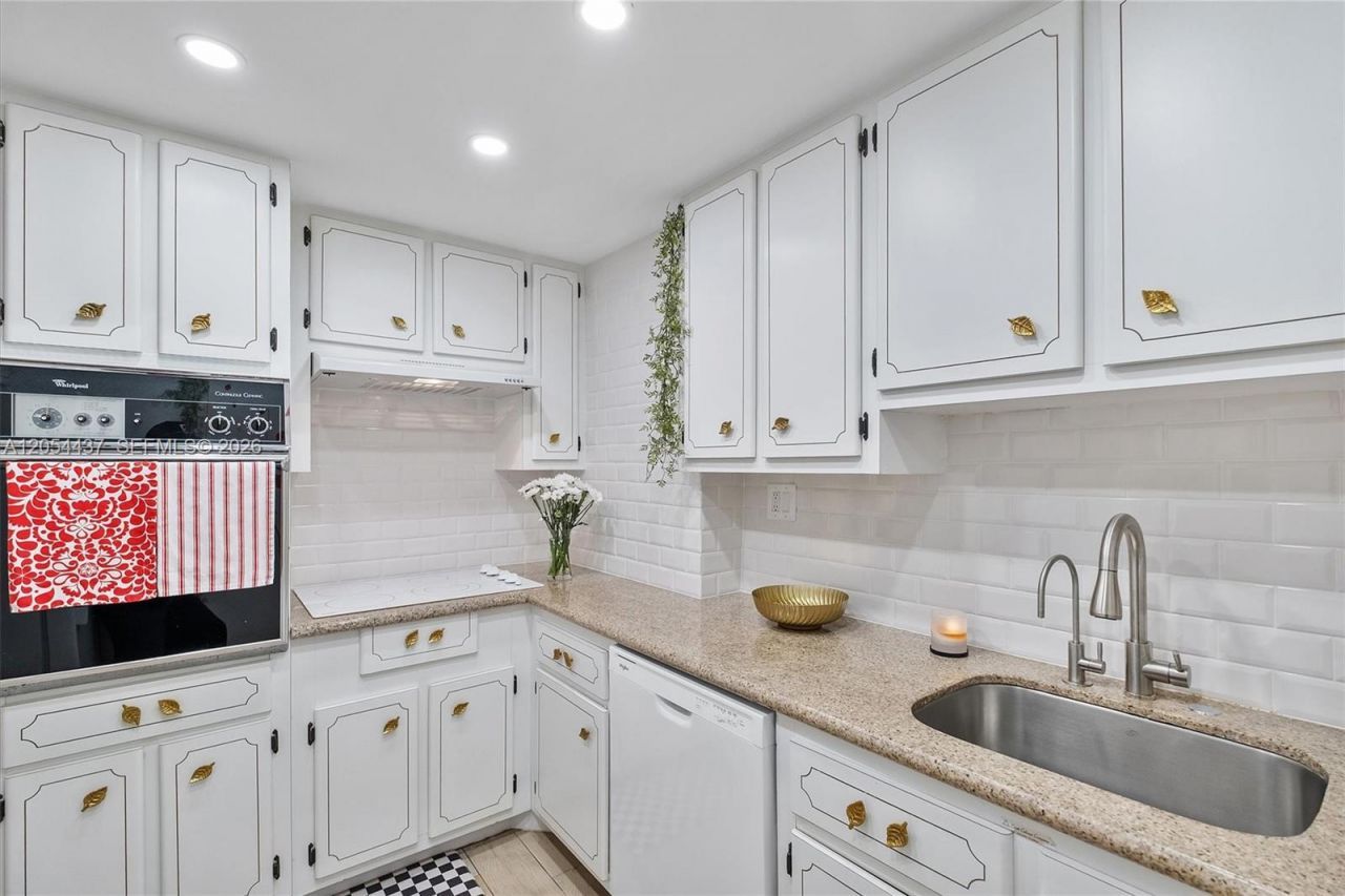 20 Island Ave , Unit 315, Miami Beach, FL 33139 Photo