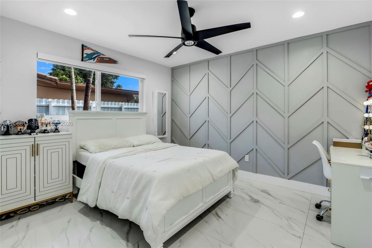 2130 NW 106th Ave, Pembroke Pines, FL 33026 Photo