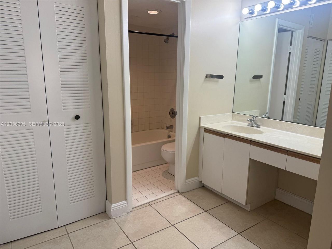 9843 SW 138th Ave, Unit EA2R, Miami, FL 33186 Photo