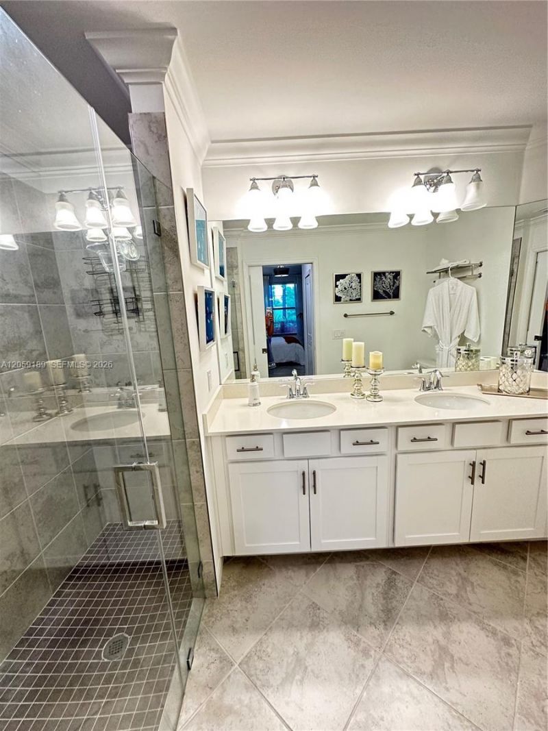 6070 National Blvd , Unit 215, Ave Maria, FL 34142 Photo