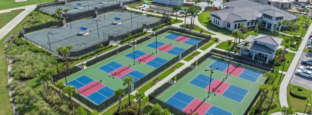 6070 National Blvd , Unit 215, Ave Maria, FL 34142 Photo