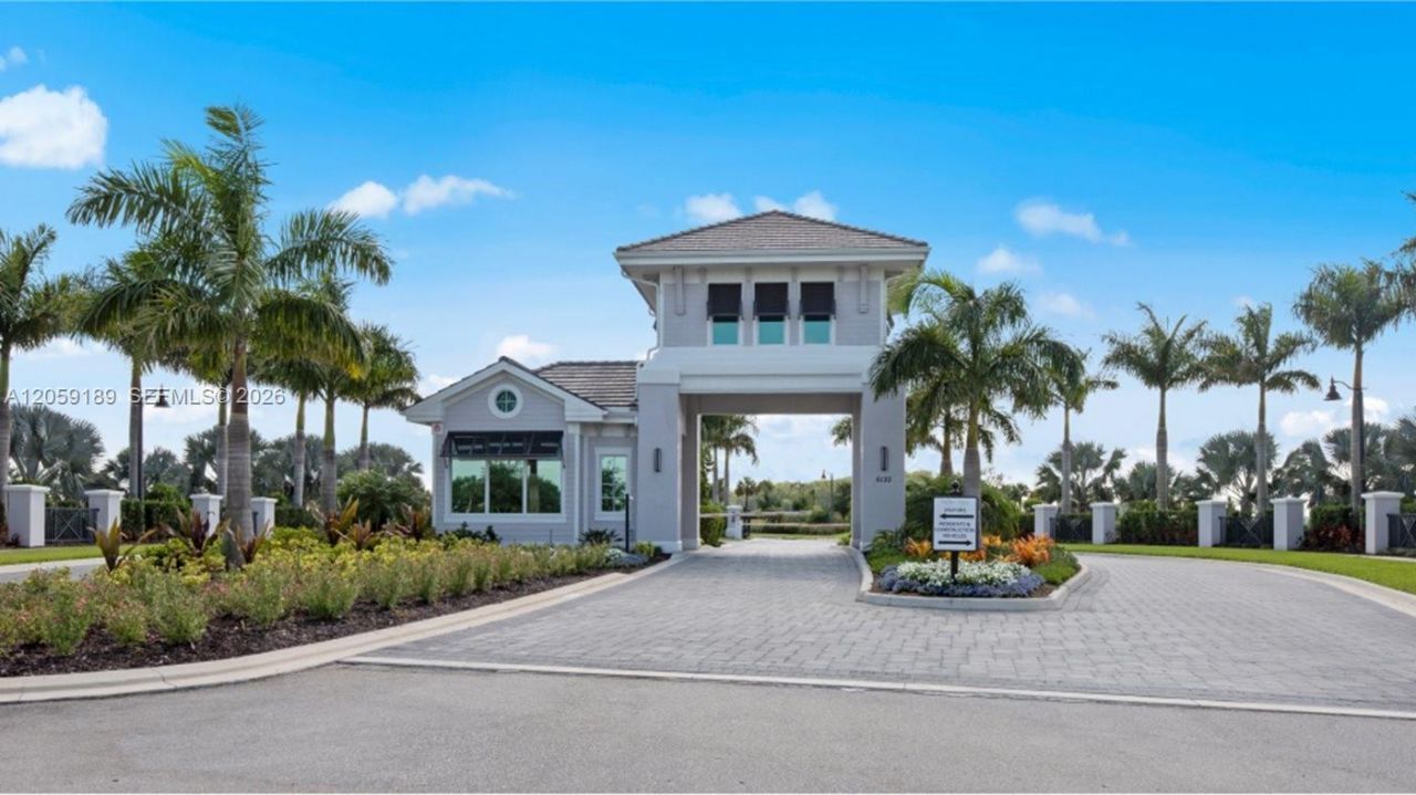 6070 National Blvd , Unit 215, Ave Maria, FL 34142 Photo