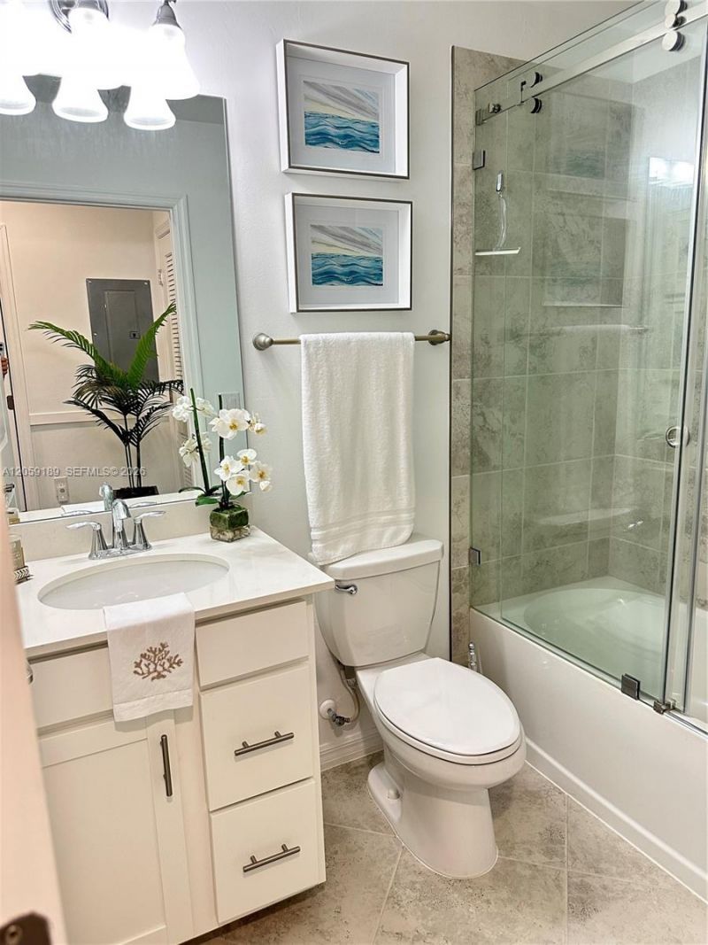 6070 National Blvd , Unit 215, Ave Maria, FL 34142 Photo