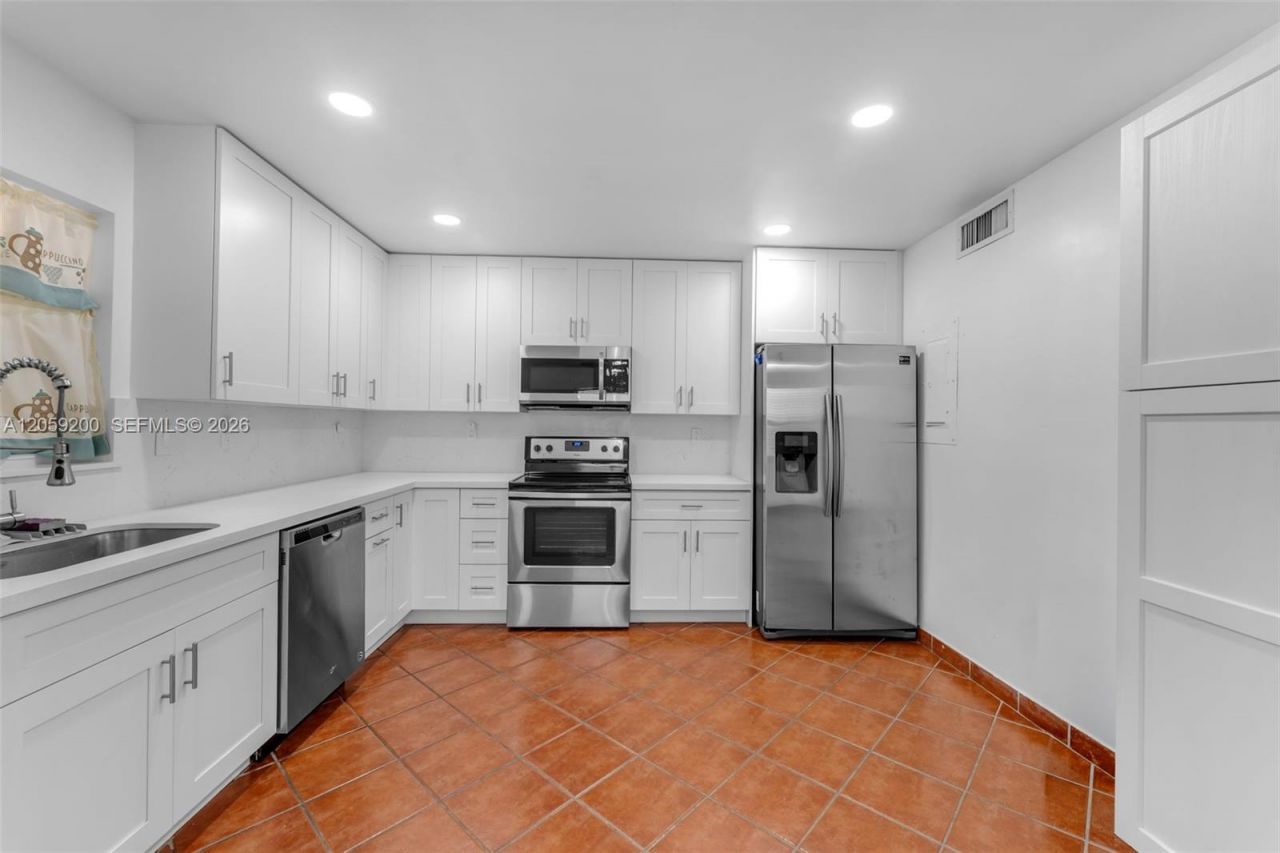 8749 SW 137th Ave, Unit 8749, Miami, FL 33183 Photo