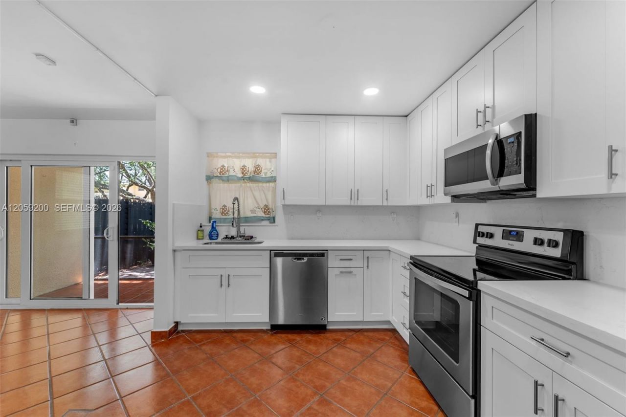 8749 SW 137th Ave, Unit 8749, Miami, FL 33183 Photo