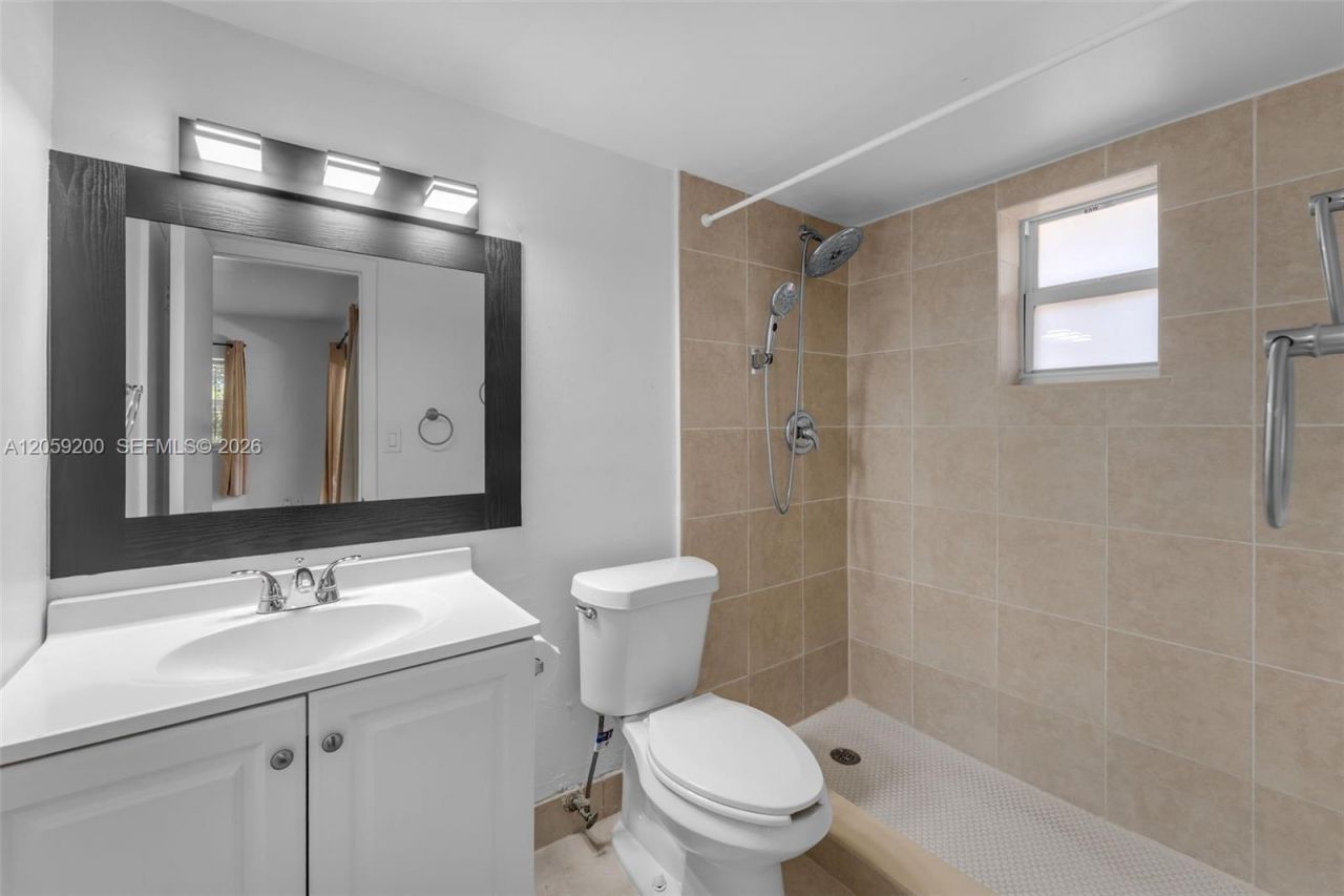 8749 SW 137th Ave, Unit 8749, Miami, FL 33183 Photo