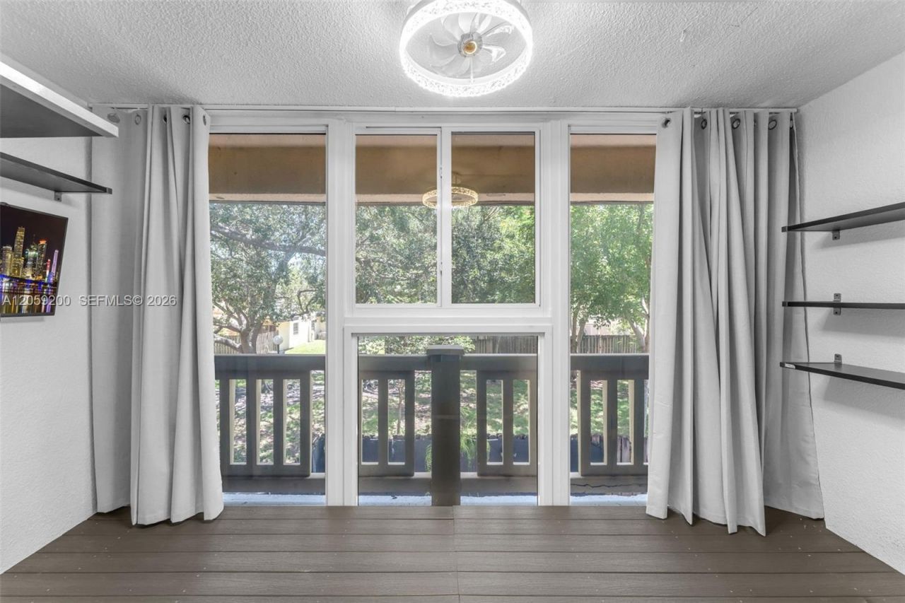 8749 SW 137th Ave, Unit 8749, Miami, FL 33183 Photo