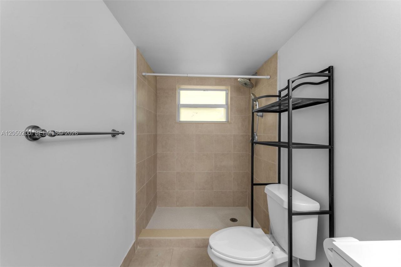 8749 SW 137th Ave, Unit 8749, Miami, FL 33183 Photo