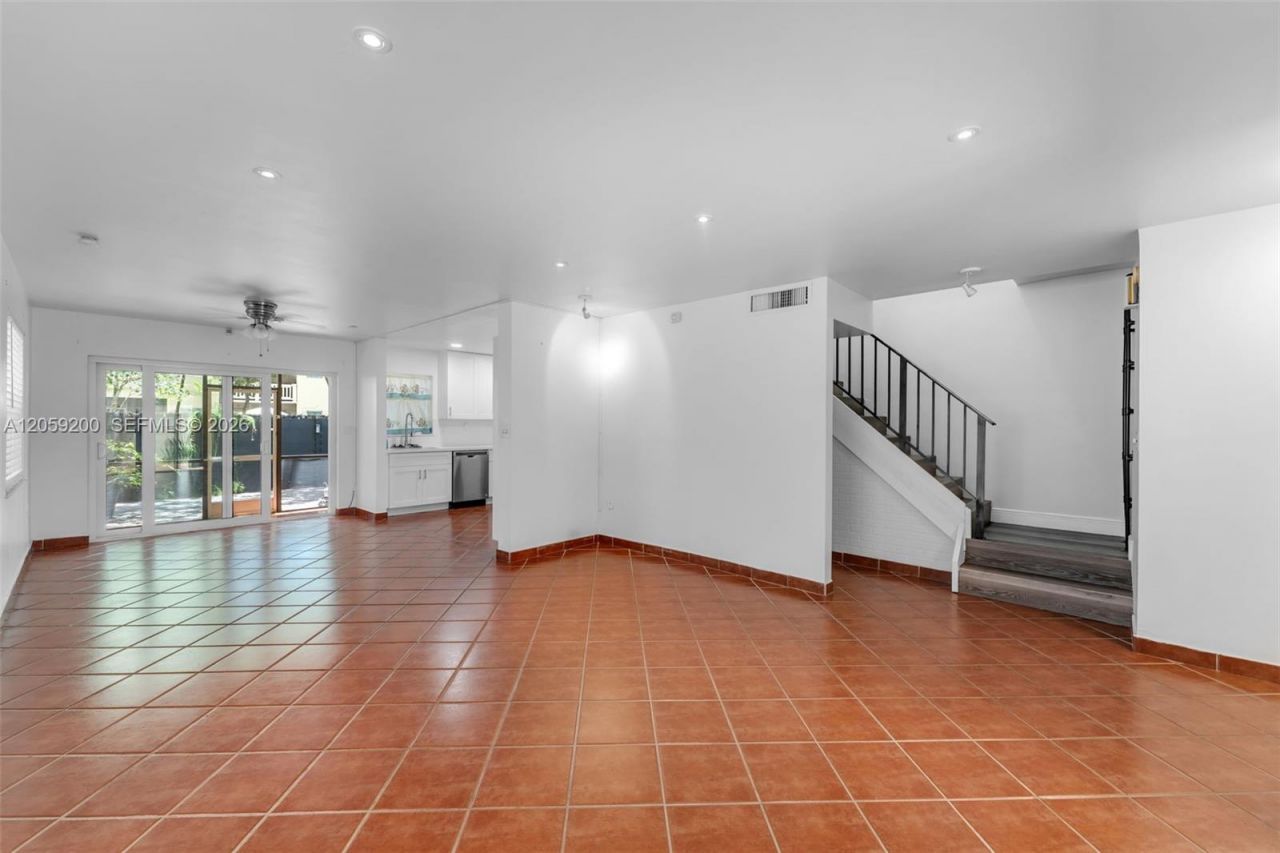 8749 SW 137th Ave, Unit 8749, Miami, FL 33183 Photo