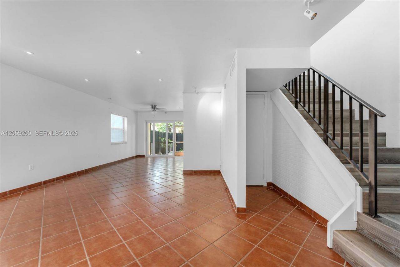 8749 SW 137th Ave, Unit 8749, Miami, FL 33183 Photo