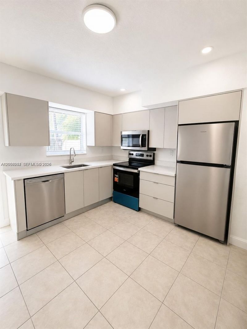 Please Call For Address, Hollywood, FL 33020 Photo