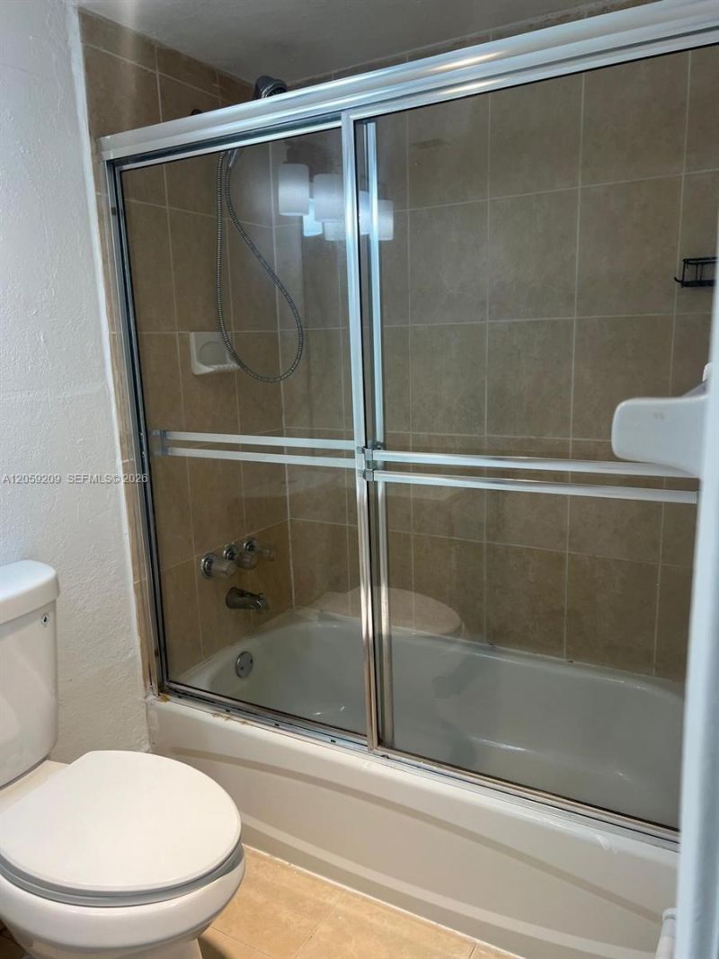 801 NW 47th Ave, Unit W612, Miami, FL 33126 Photo