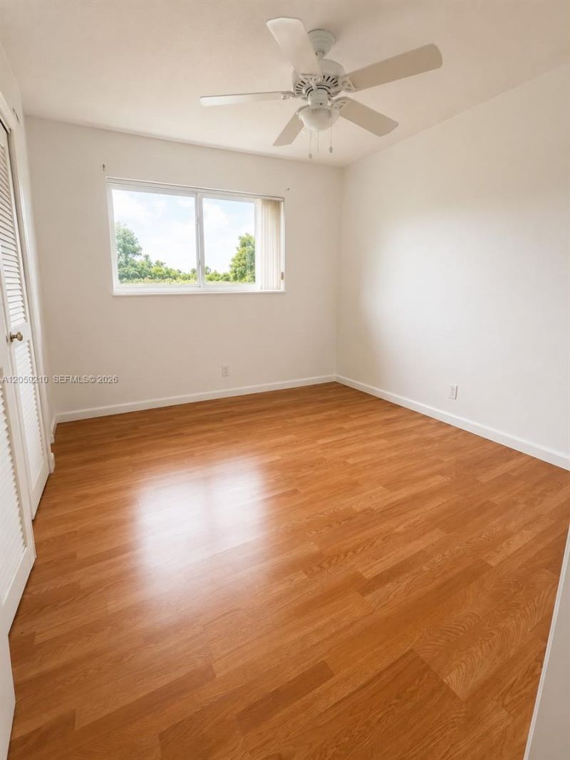 500 E Country Club Cir, Unit 7, Plantation, FL 33326 Photo