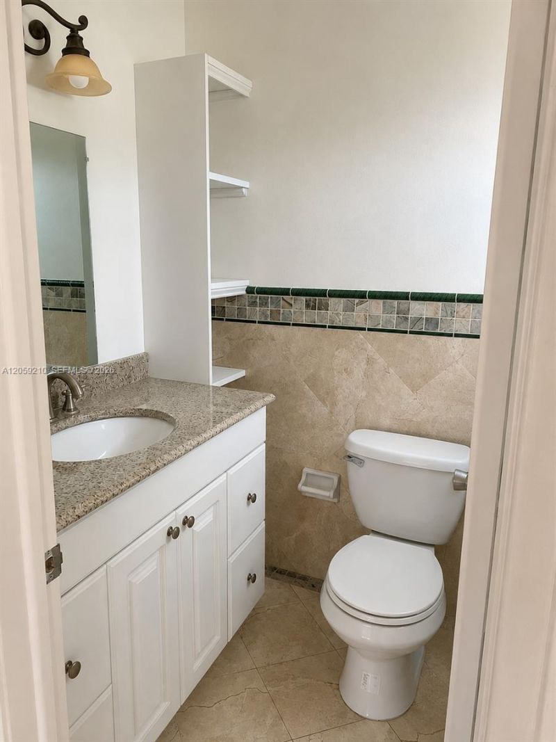 500 E Country Club Cir, Unit 7, Plantation, FL 33326 Photo