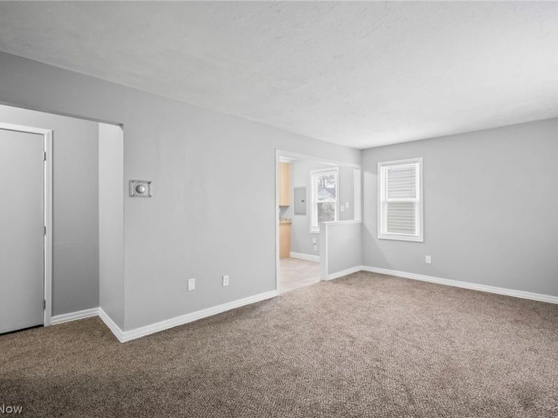 23340 Roger Drive, Euclid, OH 44123 Photo 3