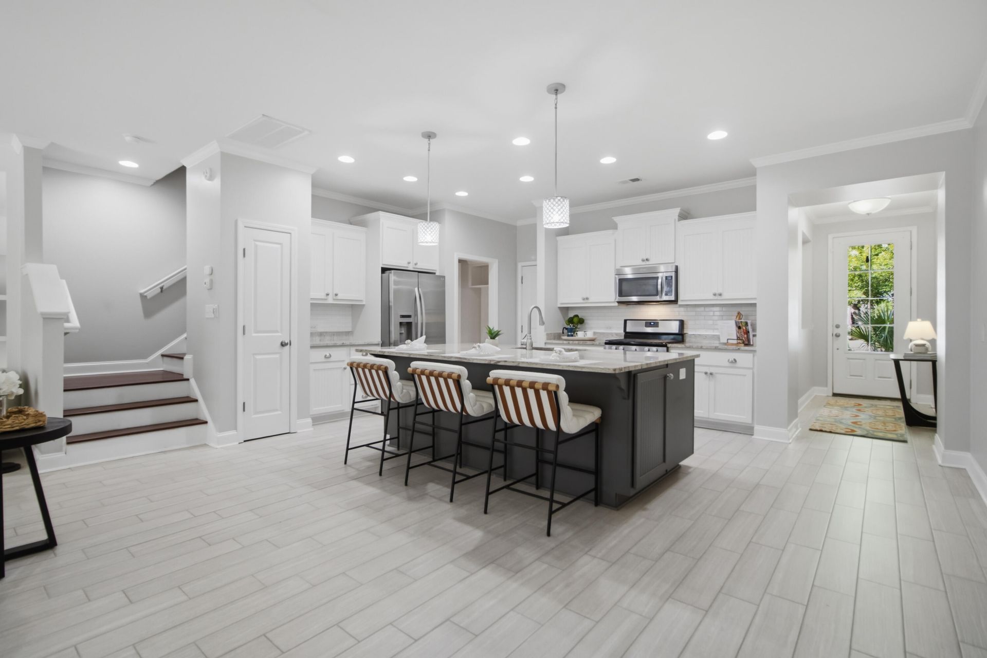 2069 Kings Gate Lane Photo 12