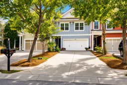 2069 Kings Gate Lane photo 4