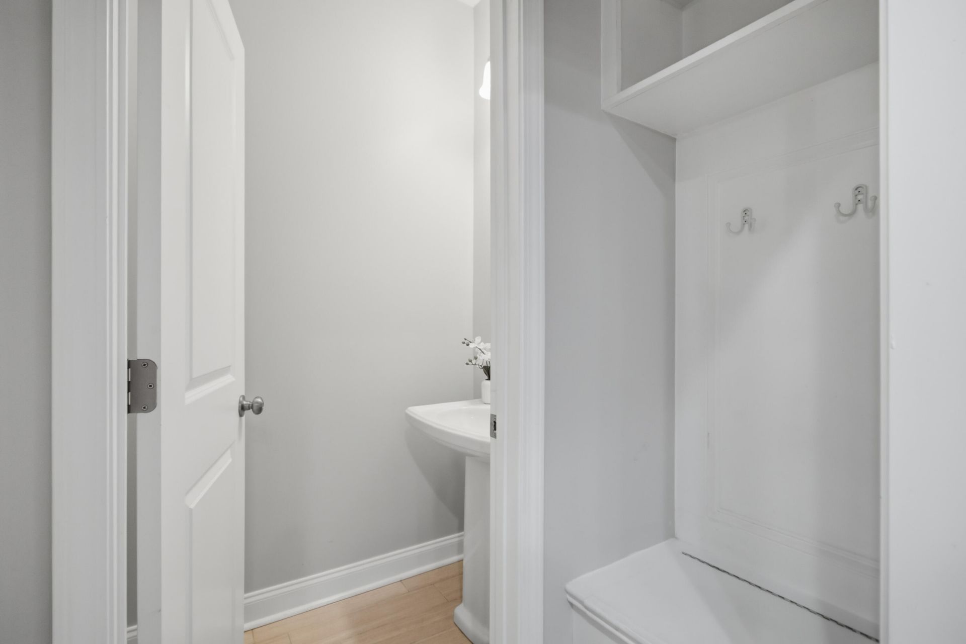 2069 Kings Gate Lane Photo 32