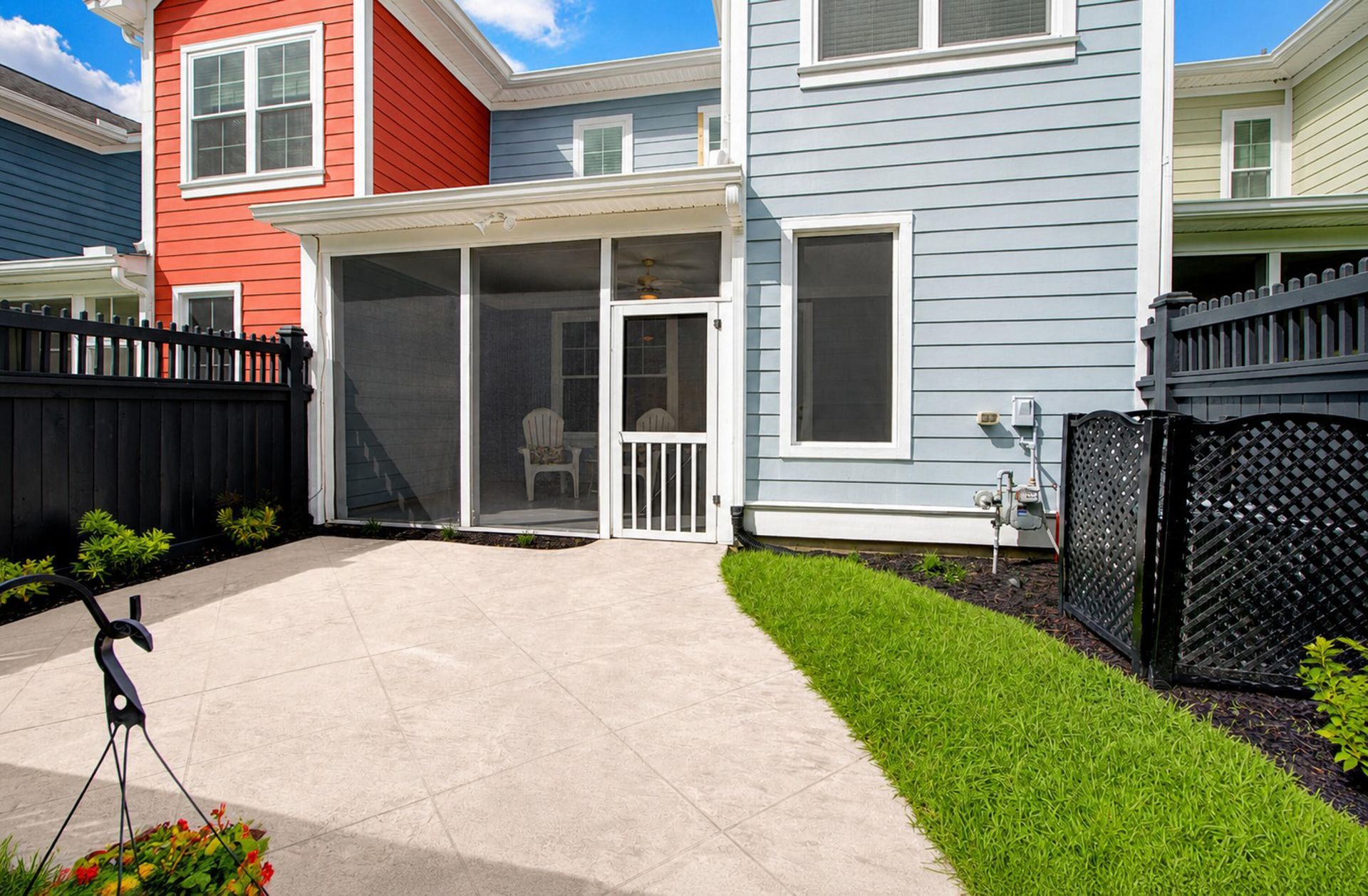 2069 Kings Gate Lane Photo 40