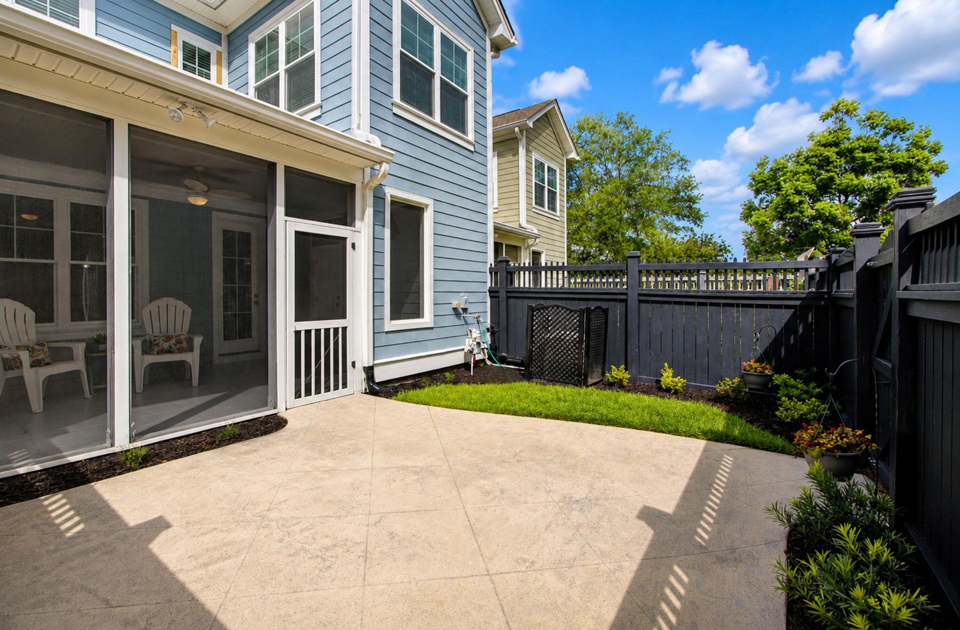 2069 Kings Gate Lane Photo 41