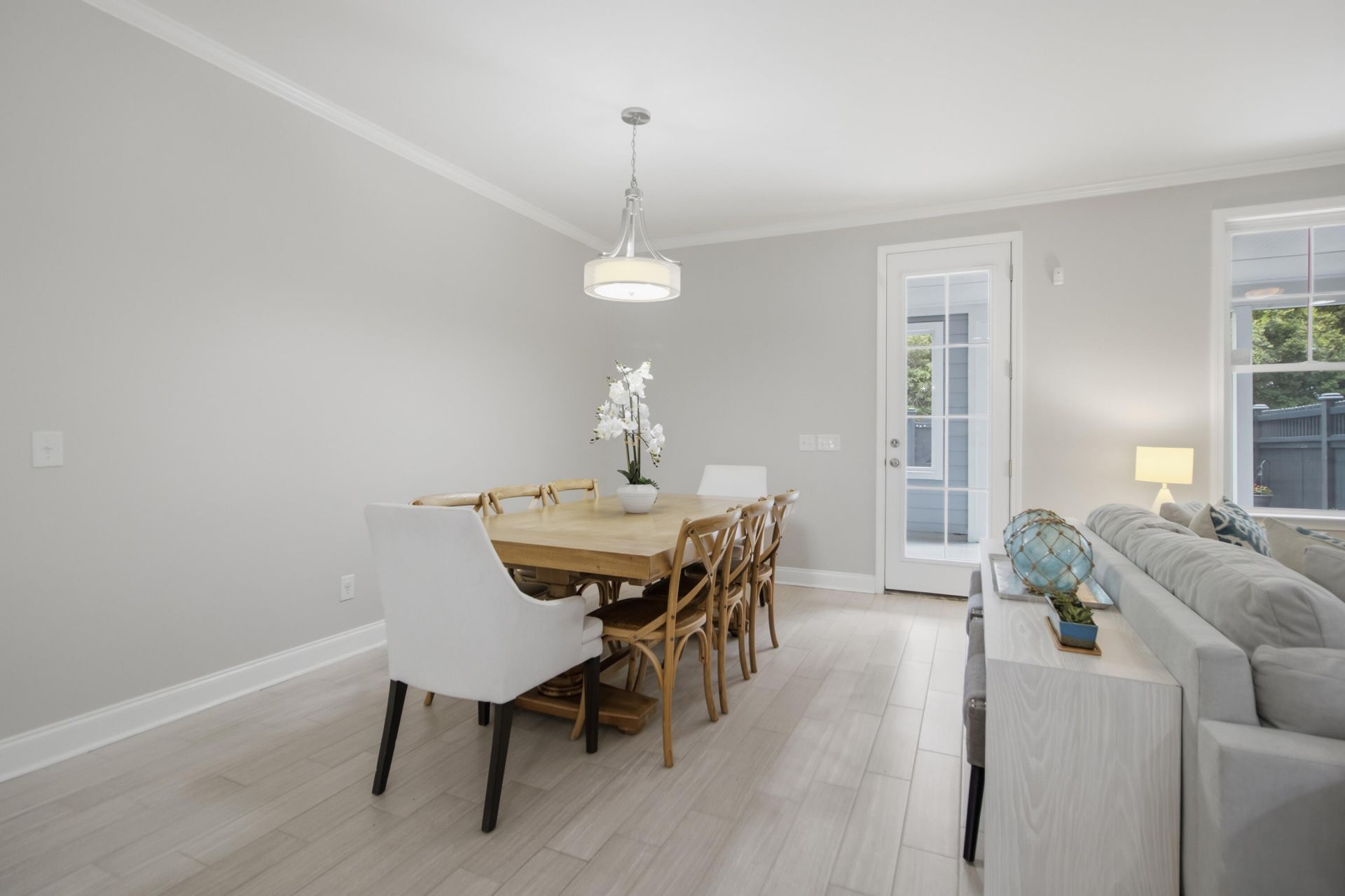 2069 Kings Gate Lane Photo 6