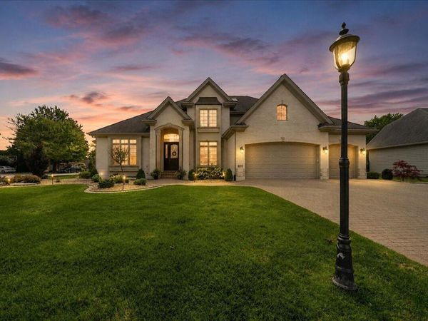 1834 Somerset Drive , Munster, IN 46321