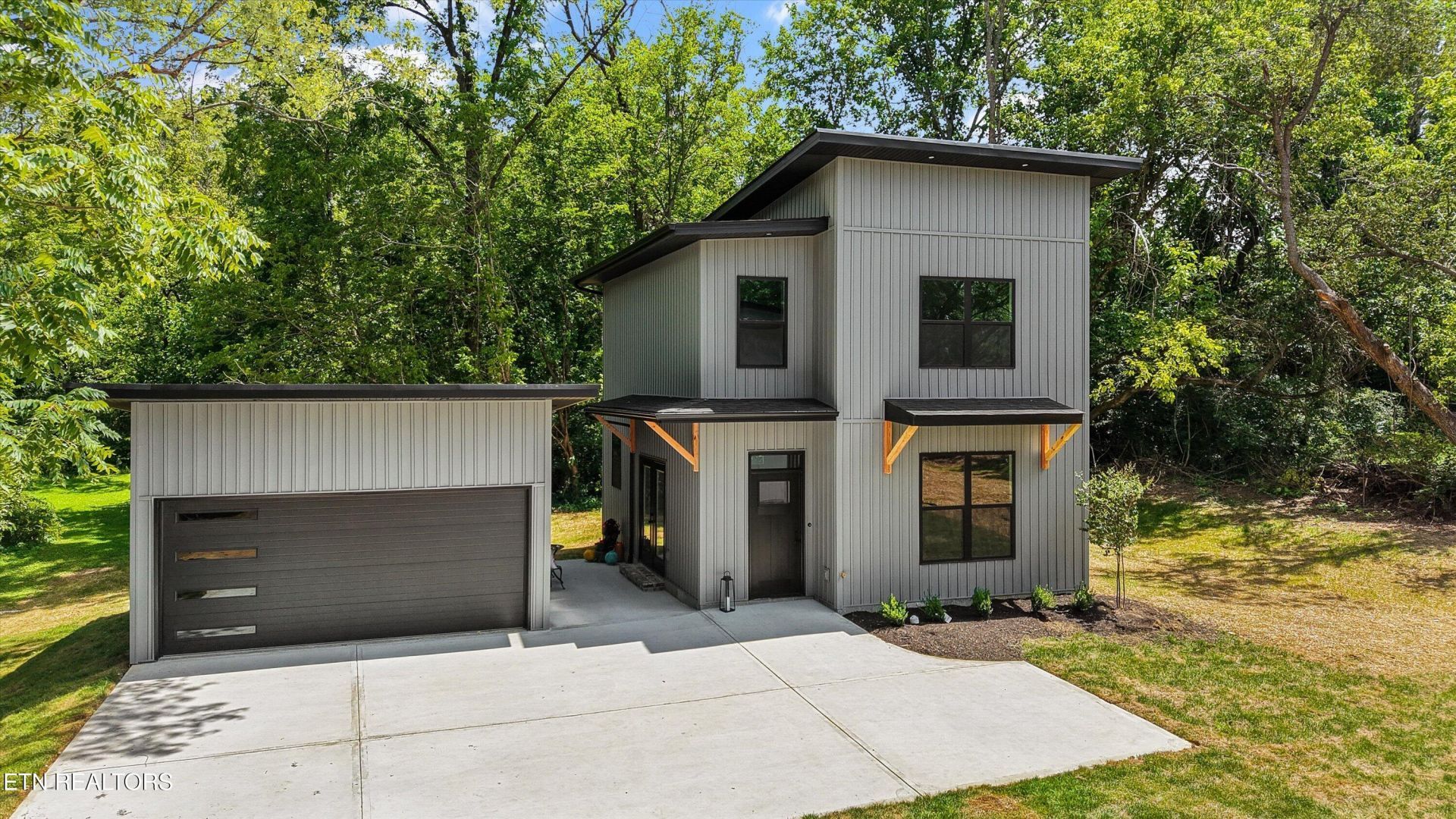 2944 Beaumaple Way, Knoxville, TN 37917 Main Photo