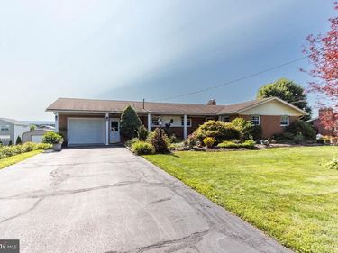 204 OAKDALE ROAD, MARTINSBURG, PA 16662