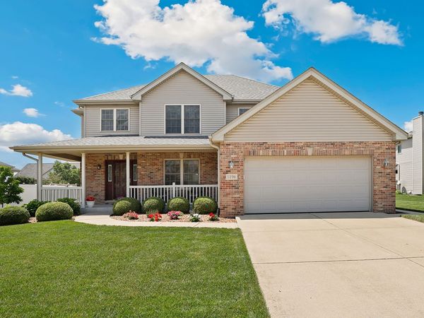 1196 Fawn Circle , Manteno, IL 60950