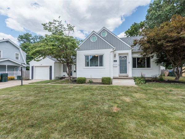 319 Kathron Avenue , Cuyahoga Falls, OH 44221