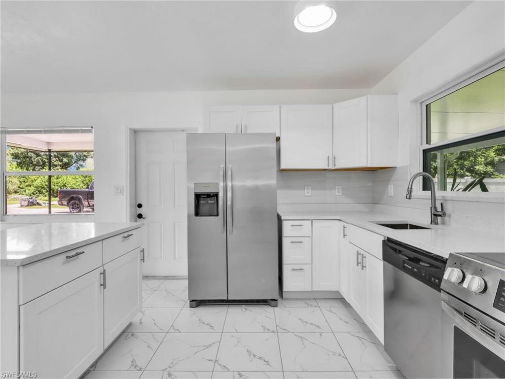 1196 Pine Lake Dr , Cape Coral, FL 33909 Photo