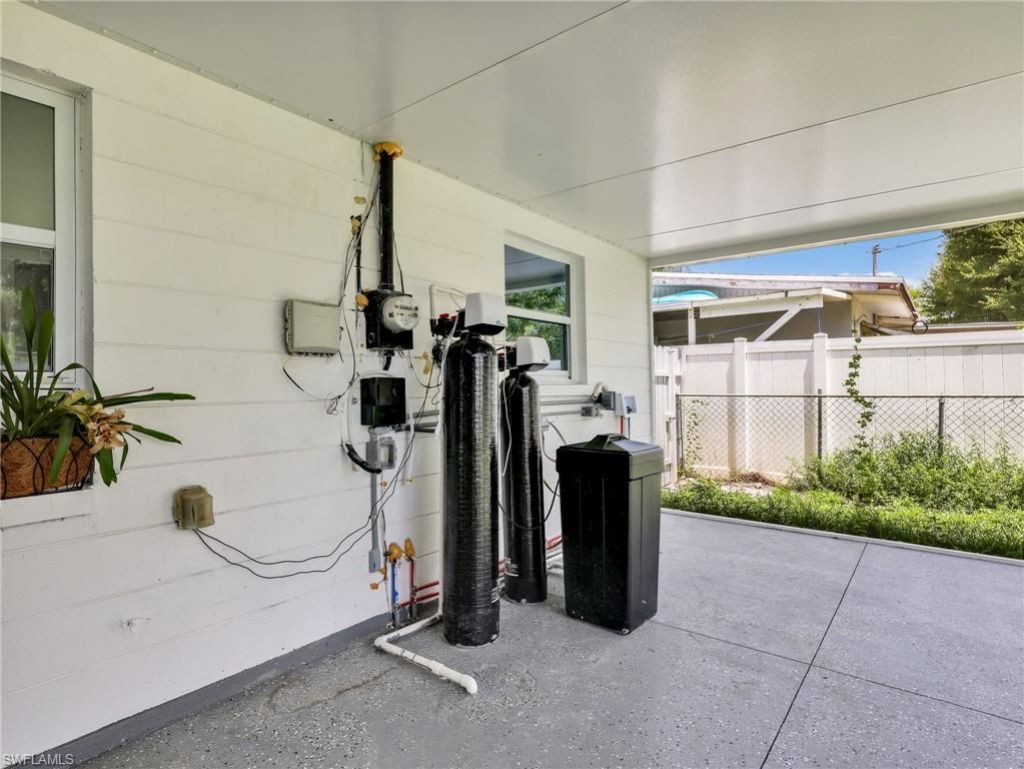 1196 Pine Lake Dr , Cape Coral, FL 33909 Photo