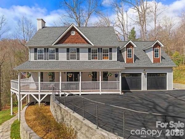 36 Ivy Cove Road , Fairview, NC 28730