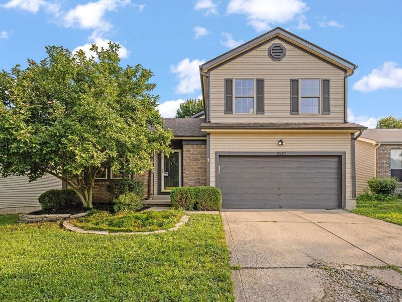 7632 Plainfield Drive, Pickerington, OH 43147 Photo 1