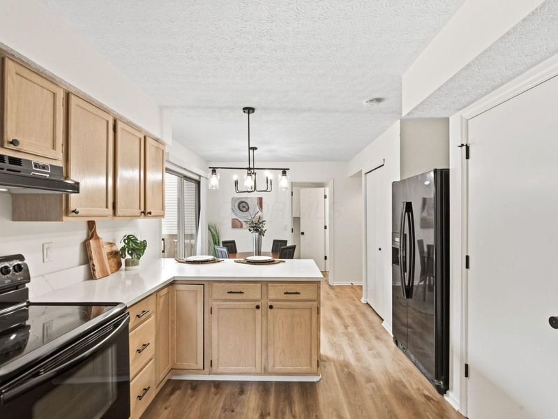 7632 Plainfield Drive, Pickerington, OH 43147 Photo 9