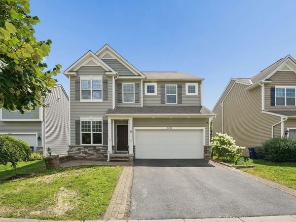 2672 Oswin Drive , Columbus, OH 43219
