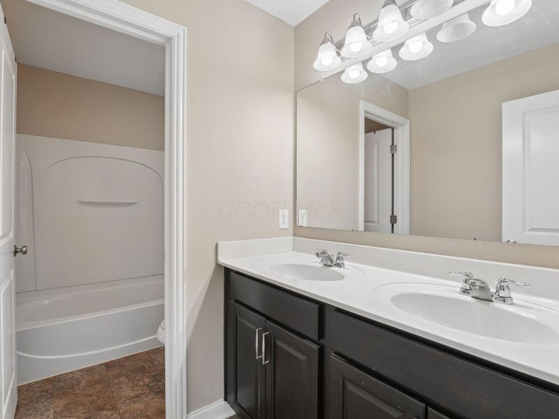 2672 Oswin Drive, Columbus, OH 43219 Photo 33
