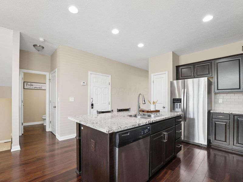 2672 Oswin Drive, Columbus, OH 43219 Photo 9