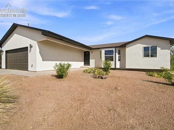 1124 E Lilac Court, Pueblo West, CO 81007
