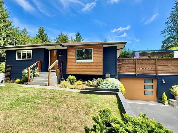 5143 Santa Clara Ave , Saanich, BC V8Y 1W5